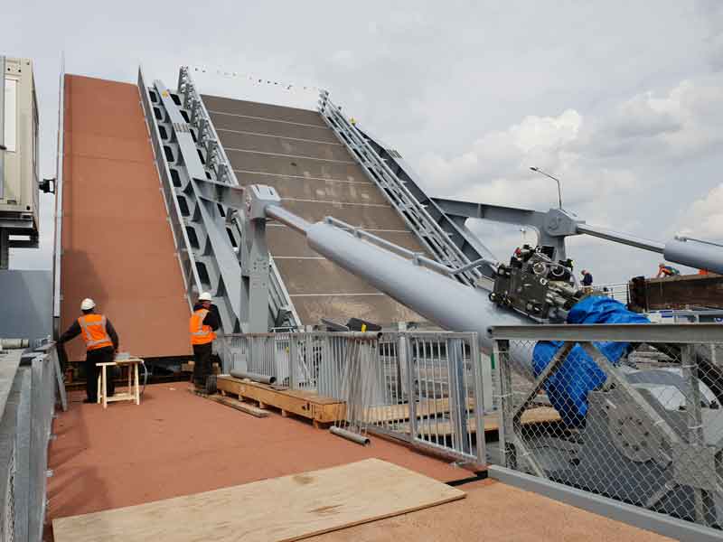 Hydroton Hydrauliek Tijdelijke Brug